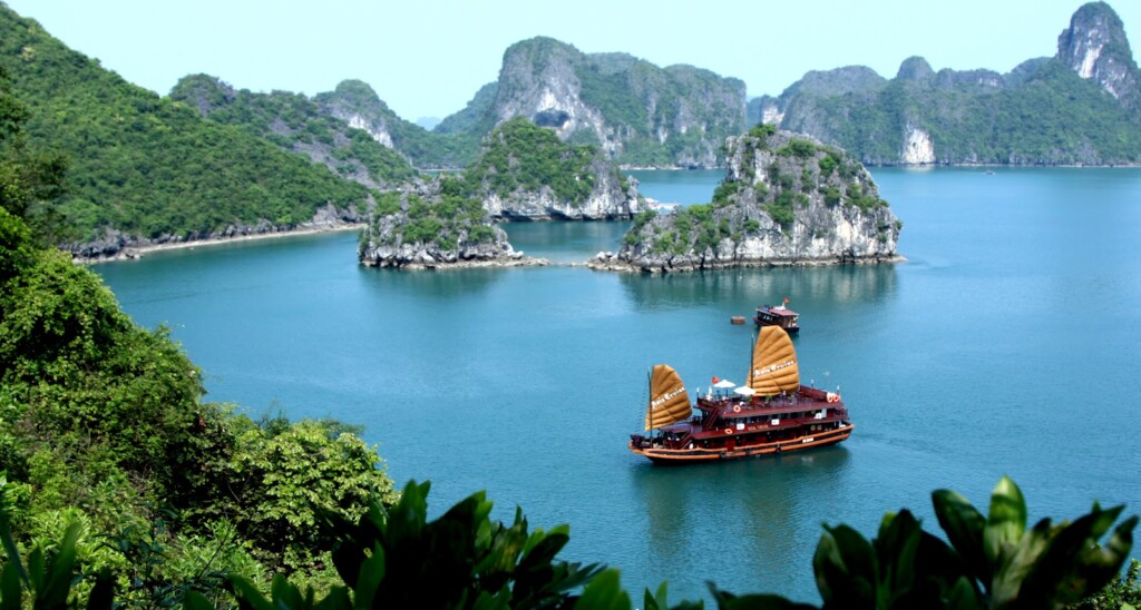 vinh ha long 20515 1