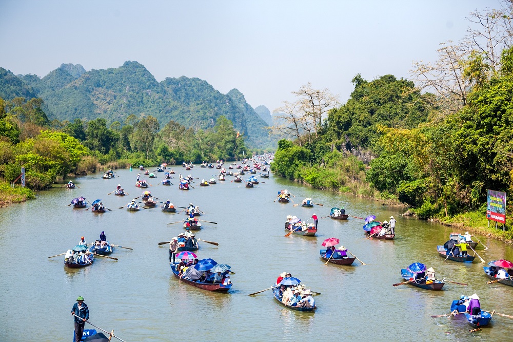 Tour du lịch Chùa Hương, khám phá các địa danh nổi tiếng