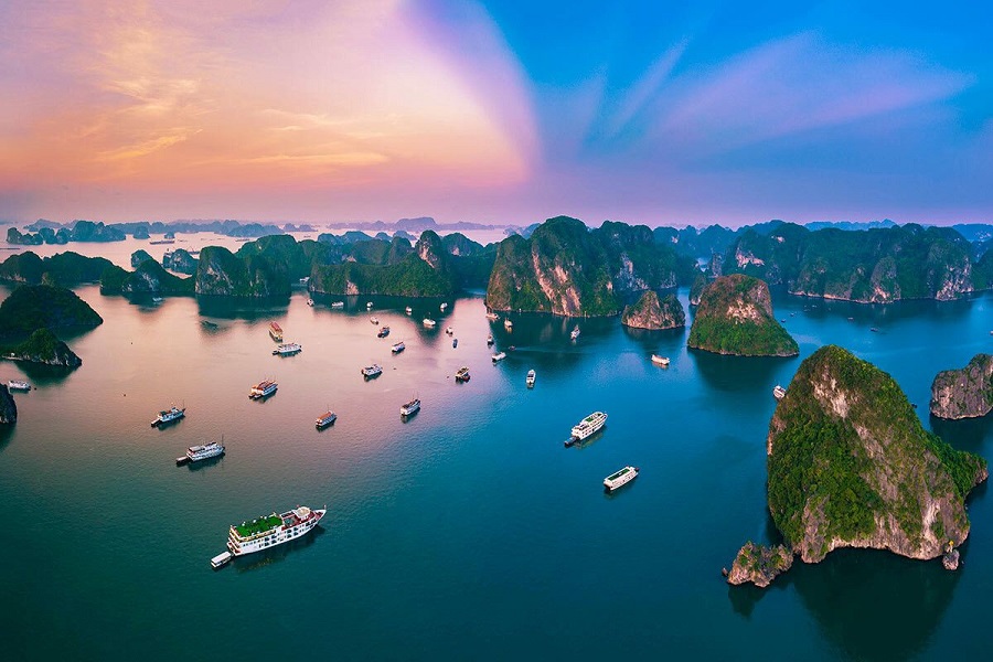 Tour Hạ Long 1 Ngày 6 Tiếng Hạng 4 Sao 3 Tầng Cực Hấp Dẫn